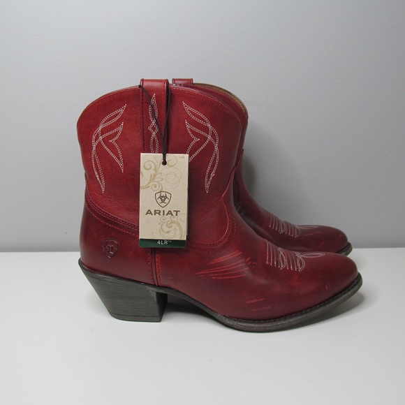 ARIAT Shoes - NWT ARIAT Maroon Short Ankle Boots Booties Leather Zip Sides Size 8 B